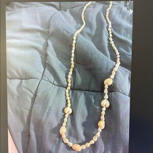 Elegant Gold Beaded Necklace